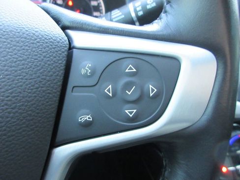 Certified 2022 GMC Acadia SLT image 26