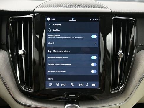 Used 2023 Volvo XC60 B5 Ultimate AWD/4WD image 19
