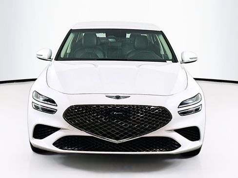 Used 2025 Genesis G70 2.5T image 2