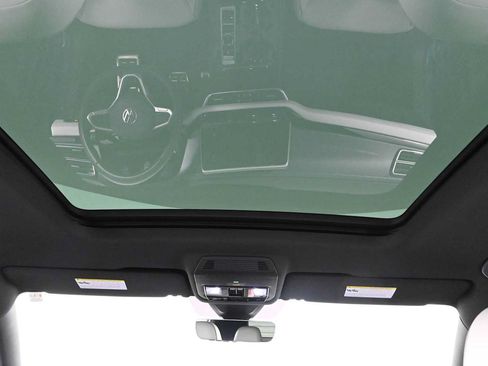 Certified 2024 Volkswagen Atlas Cross Sport SEL Premium R-Line AWD/4WD image 4