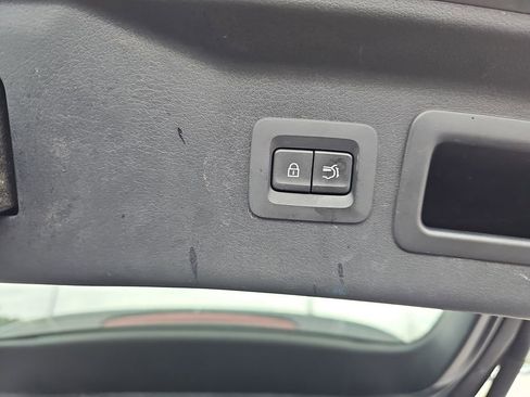 Used 2024 MAZDA CX-90 3.3 Turbo w/ Preferred Plus image 18