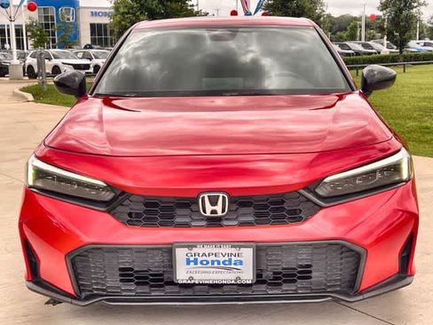 Used 2025 Honda Civic Sport image 7