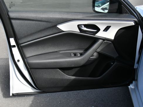 Used 2022 Acura TLX w/ Technology Package image 14