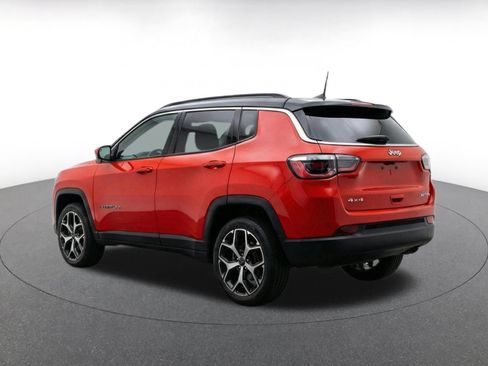 Used 2025 Jeep Compass Limited AWD/4WD image 7