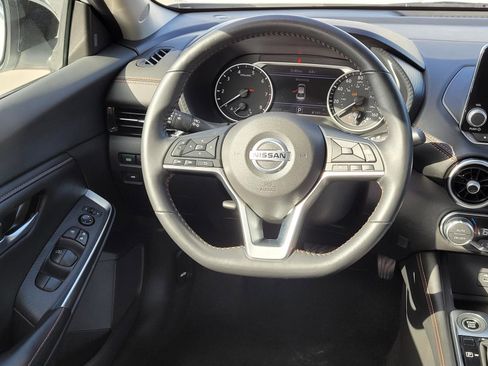 Used 2022 Nissan Sentra SR image 6