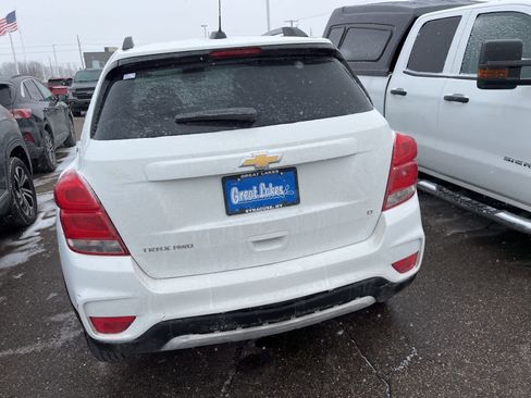 Used 2017 Chevrolet Trax LT w/ LT Convenience Package image 9