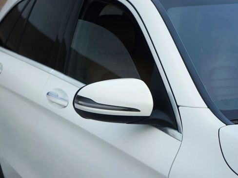 Used 2016 Mercedes-Benz GLC 300 4MATIC image 6