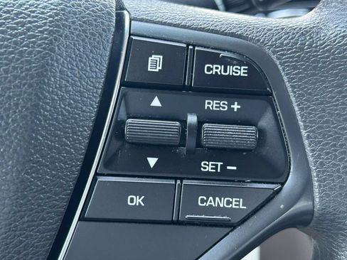 Used 2017 Hyundai Sonata SE FWD image 18