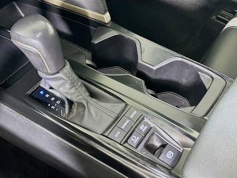 Certified 2025 Toyota Camry SE image 19