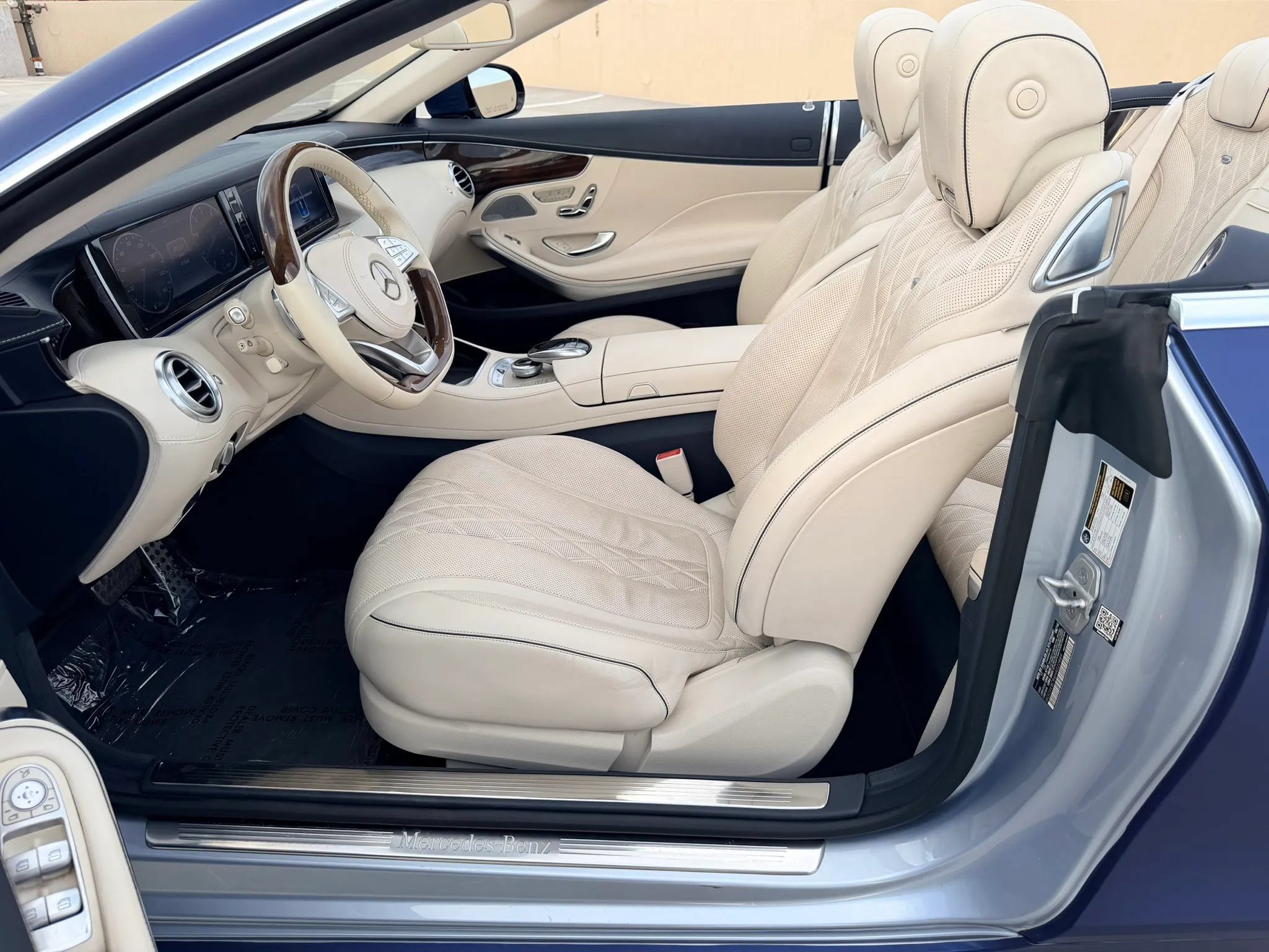 Used 2017 Mercedes-Benz S 550 Cabriolet image 15
