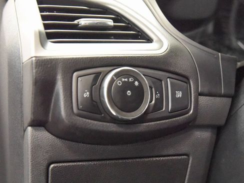 Used 2024 Ford Edge SEL image 16