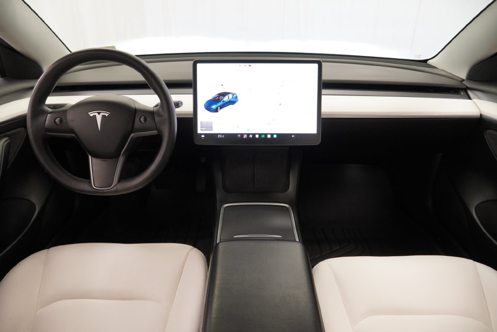 Used 2021 Tesla Model 3 Long Range AWD/4WD image 3