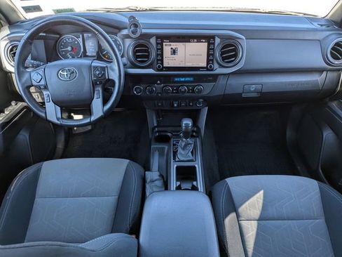 Used 2021 Toyota Tacoma TRD Off-Road image 13