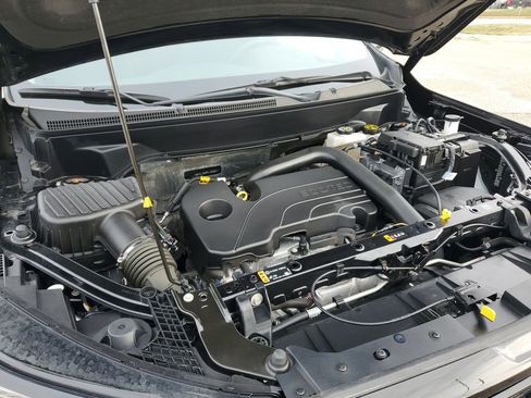 Certified 2023 GMC Terrain SLE w/ Driver Convenience Package image 32