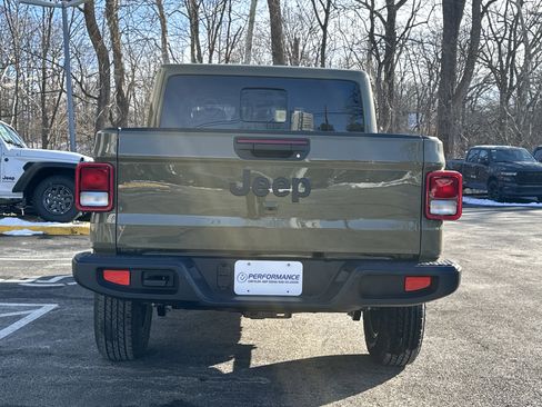 New 2026 Jeep Gladiator Sport image 14