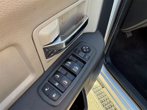 Used 2012 RAM 1500 Big Horn image 11