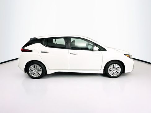 Used 2025 Nissan Leaf S FWD image 10
