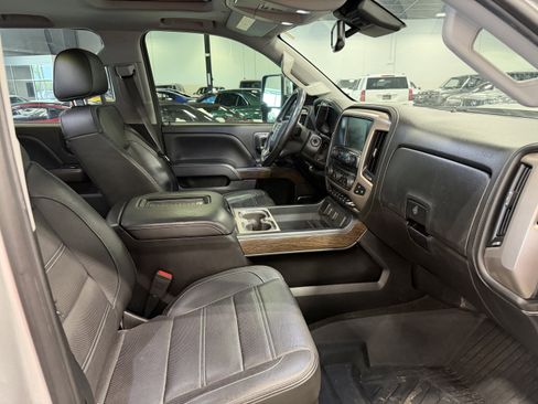 Used 2018 GMC Sierra 3500 Denali w/ Duramax Plus Package AWD/4WD image 11