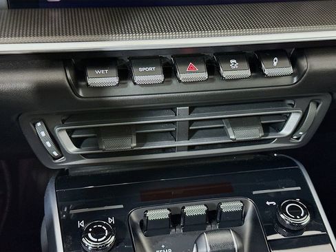 Certified 2022 Porsche 911 Carrera S image 18