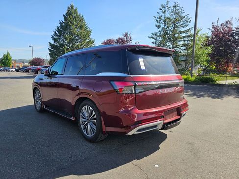 Used 2025 INFINITI QX80 Sensory w/ Premium Cargo Package AWD/4WD image 5