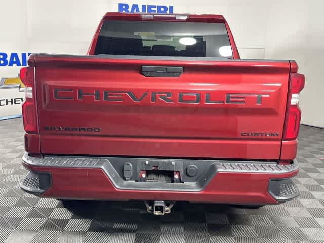 Used 2022 Chevrolet Silverado 1500 Custom w/ LPO, Blackout Package AWD/4WD image 4