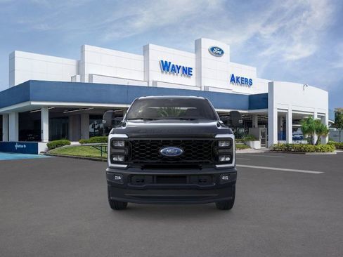 New 2026 Ford F350 4x4 Crew Cab Super Duty image 6