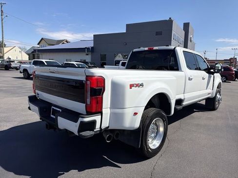 Used 2019 Ford F150 XLT w/ Equipment Group 302A Luxury image 3