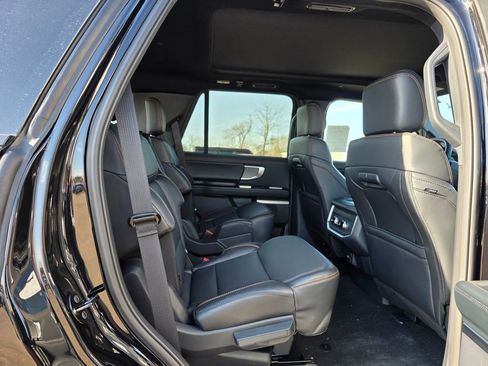 New 2025 Ford Expedition Tremor image 39