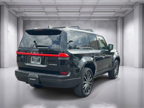 Used 2025 Lexus GX 550 w/ Cold Area Package AWD/4WD image 3