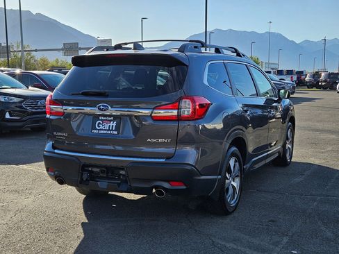 Used 2022 Subaru Ascent Premium w/ Convenience Package AWD/4WD image 3