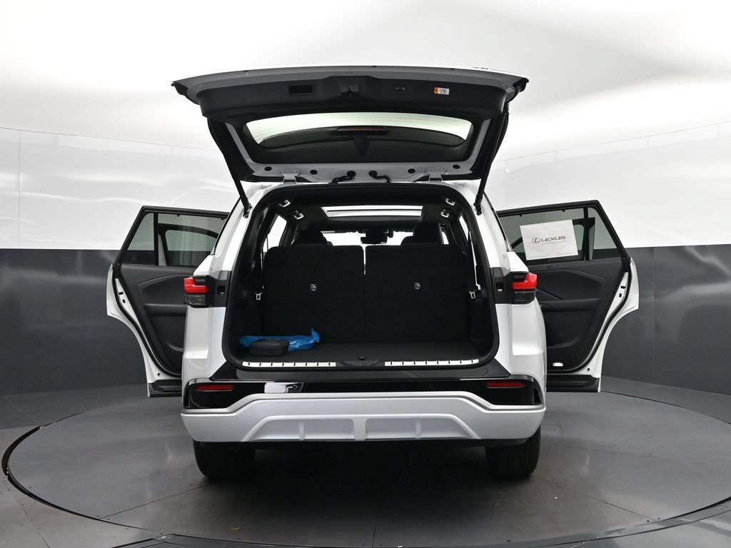 New 2026 Lexus TX 500h AWD w/ Technology Package image 52