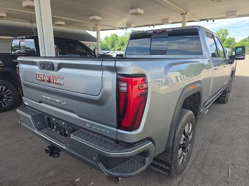Used 2024 GMC Sierra 2500 Denali w/ Denali Reserve Package AWD/4WD image 4