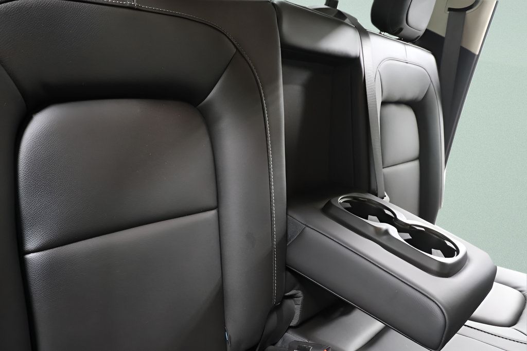 Used 2022 GMC Canyon Elevation w/ Elevation Premium Package AWD/4WD image 27