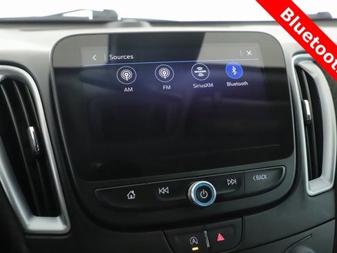 Used 2025 Chevrolet Malibu LT image 24