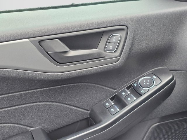 Used 2025 Ford Escape Active AWD/4WD image 21