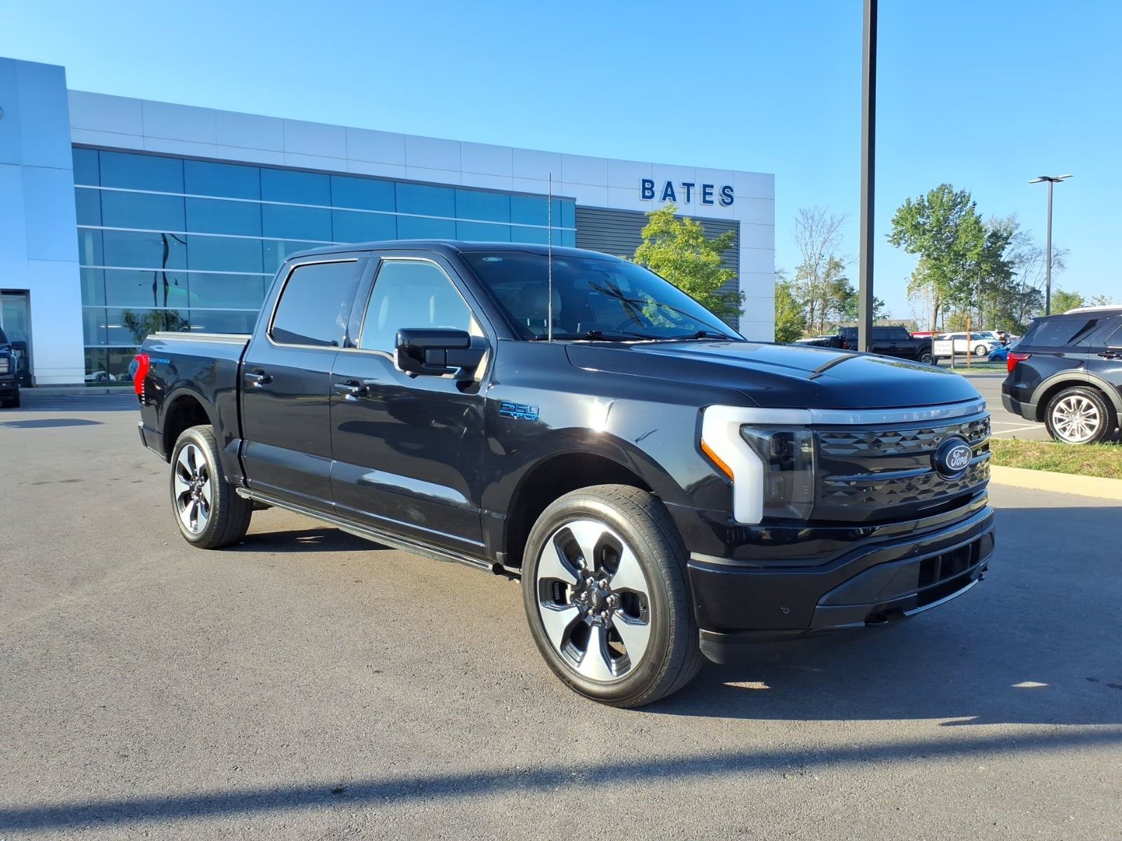 Used 2024 Ford F150 Lightning Platinum AWD/4WD image 1