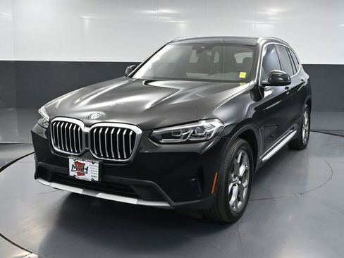 Used 2024 BMW X3 xDrive30i w/ Premium Essential Package AWD/4WD image 12