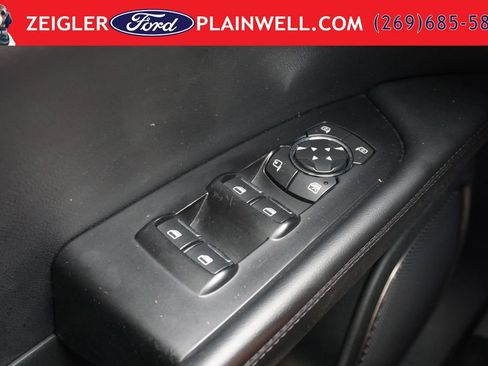 Used 2022 Lincoln Nautilus AWD w/ Premium Package image 31