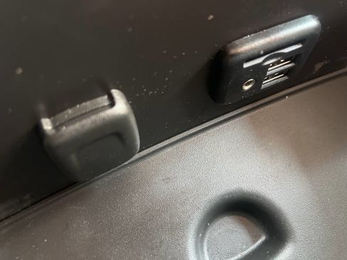 Used 2015 Chevrolet Silverado 2500 LT w/ LT Convenience Package image 30