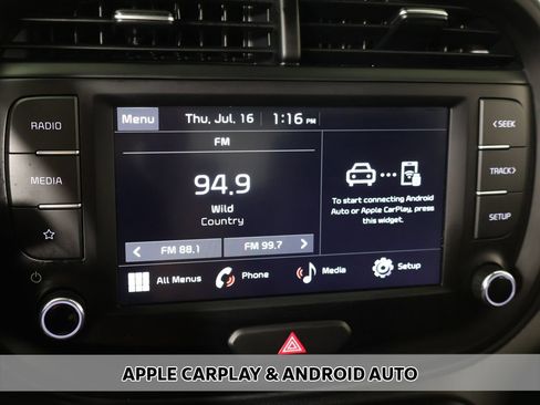 Used 2025 Kia Soul LX FWD image 5