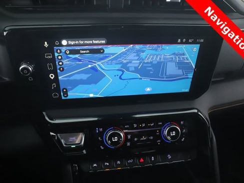 Used 2025 GMC Sierra 1500 AT4 w/ Technology Package AWD/4WD image 5