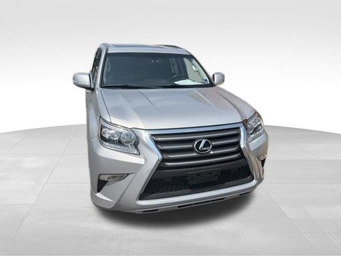 Used 2015 Lexus GX 460 AWD/4WD image 25