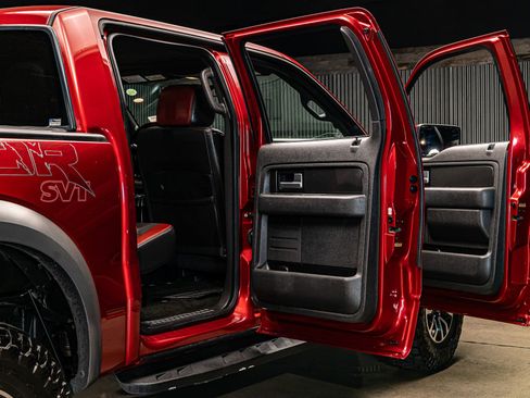 Used 2014 Ford F150 Raptor AWD/4WD image 30