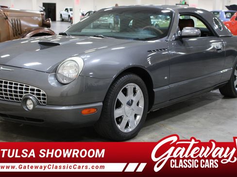 Used 2003 Ford Thunderbird RWD image 1
