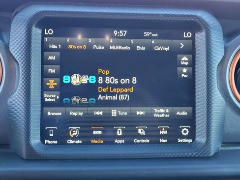 Used 2022 Jeep Gladiator Mojave image 20