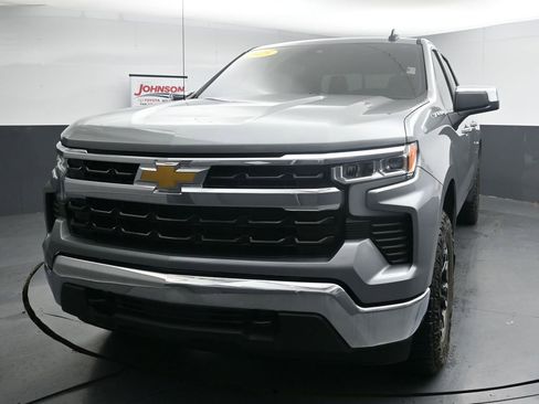 Used 2025 Chevrolet Silverado 1500 LT w/ Protection Package AWD/4WD image 4