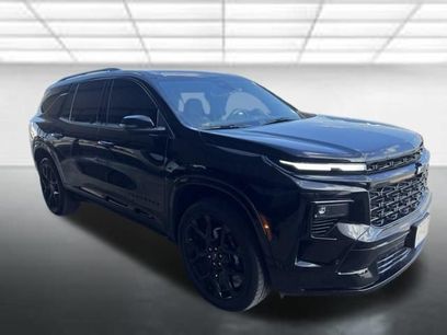 Used 2025 Chevrolet Traverse RS w/ LPO, Floor Liner Package