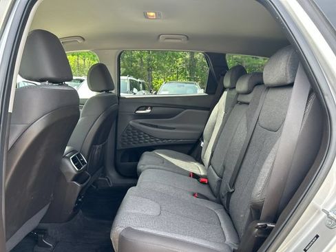 Used 2020 Hyundai Santa Fe SEL FWD image 23