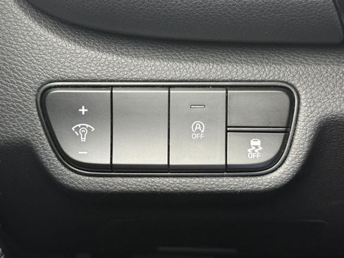 Used 2024 Kia Seltos S AWD/4WD image 22
