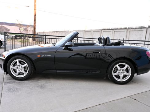 Used 2001 Honda S2000 image 5
